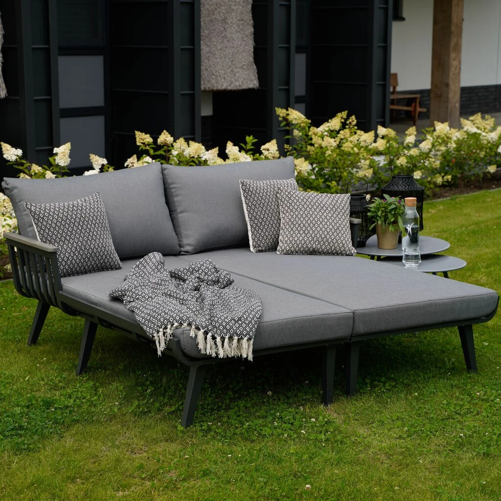 Großes Alu Gartenbett 2-teilig Mit Olefin-Auflagen Und Armlehnen - Luira 3 Großes Alu Gartenbett 2-teilig Mit Olefin-Auflagen Und Armlehnen - Luira