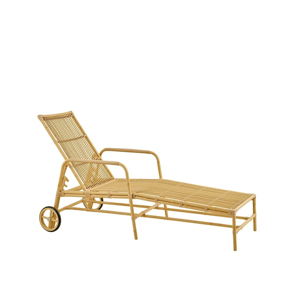 Hellbraune Sonnenliege Aus Alu-Rattan Mit Rollen - Sonnenliege Gerda 3 Hellbraune Sonnenliege Aus Alu-Rattan Mit Rollen - Sonnenliege Gerda