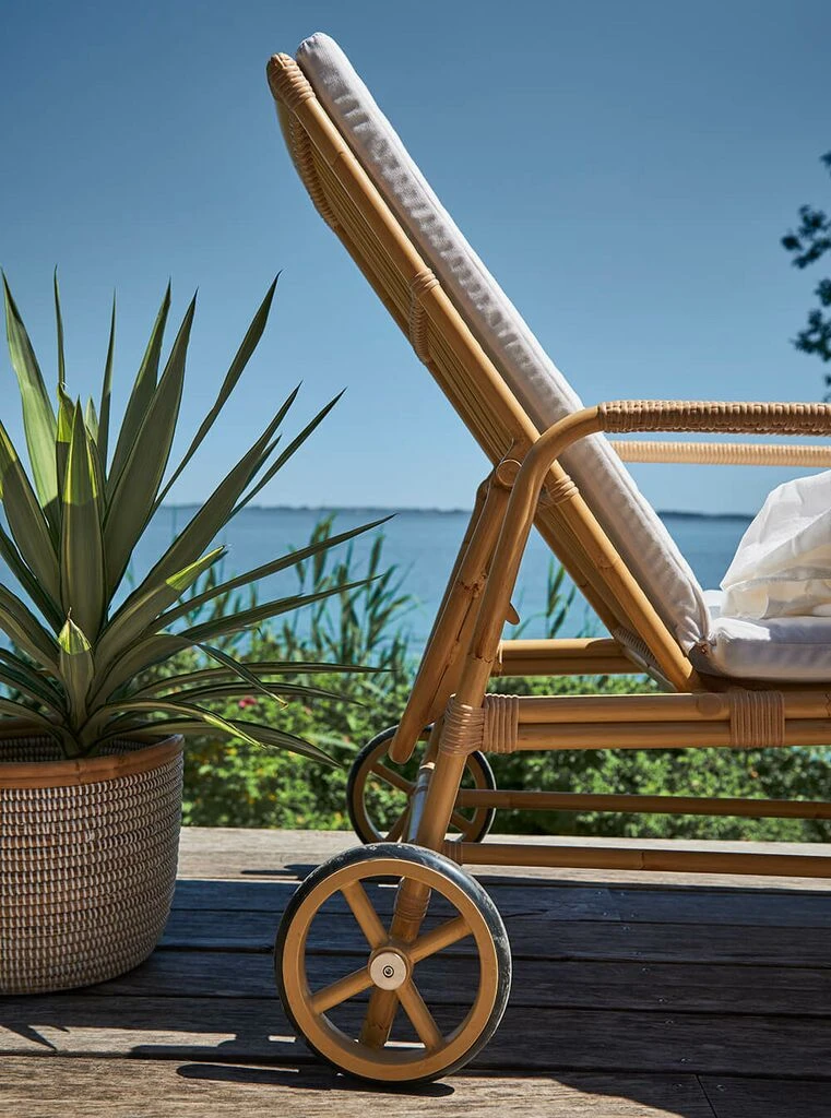 Hellbraune Sonnenliege Aus Alu-Rattan Mit Rollen - Sonnenliege Gerda 4 Hellbraune Sonnenliege Aus Alu-Rattan Mit Rollen - Sonnenliege Gerda – Bild 2