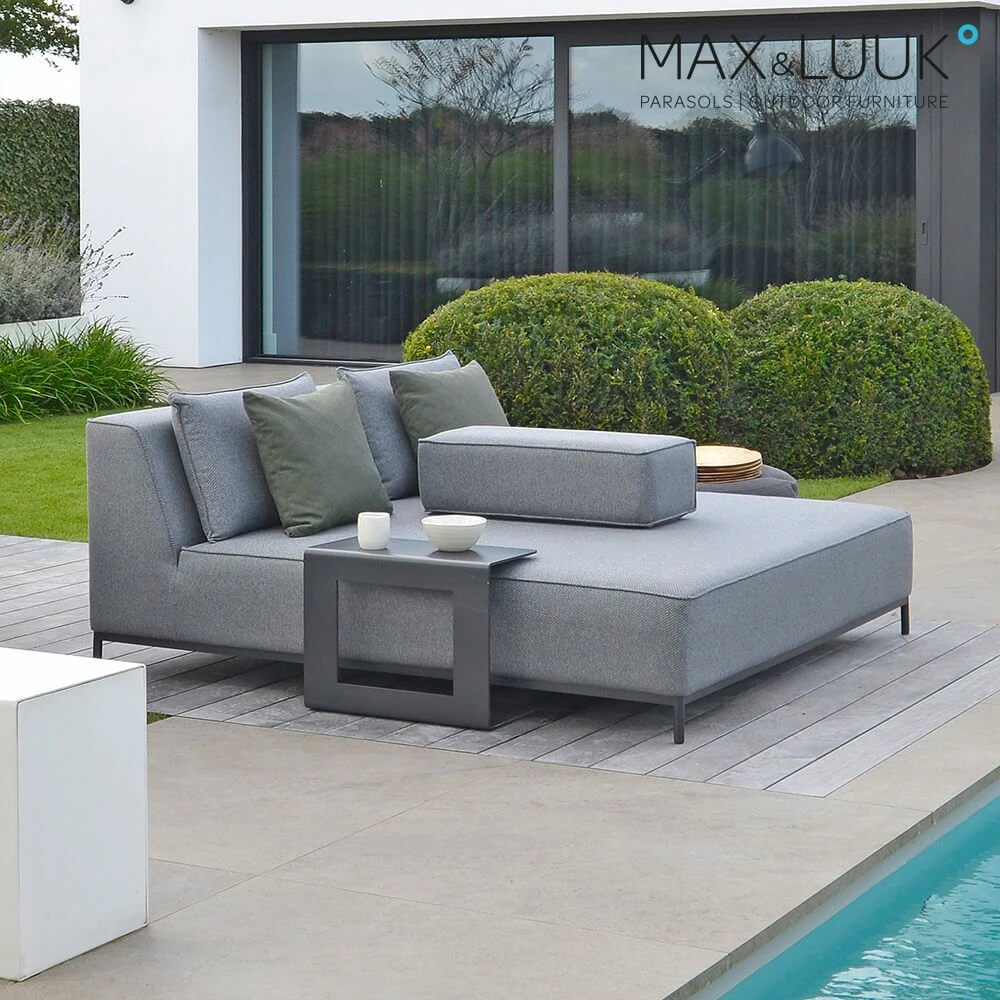 Komfortables Gartenbett Mit Kissen - Wetterfest - West Tagesbett 3 Komfortables Gartenbett Mit Kissen - Wetterfest - West Tagesbett