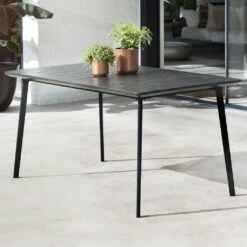 Outdoor Esstisch Aus Vollkunststoff In Metalloptik - Antikana