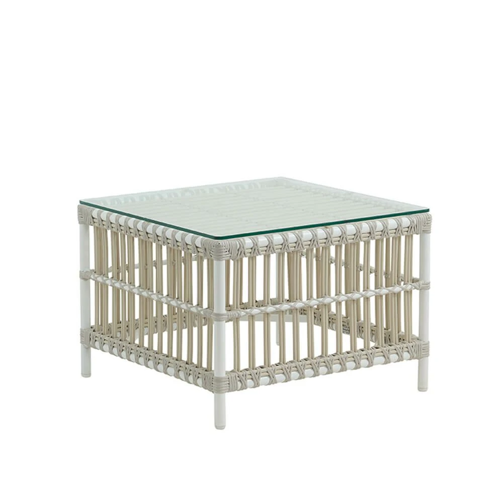 Quadratischer Beistelltisch Für Die Outdoor-Lounge In Weiß - Beistelltisch Caya 3 Quadratischer Beistelltisch Für Die Outdoor-Lounge In Weiß - Beistelltisch Caya