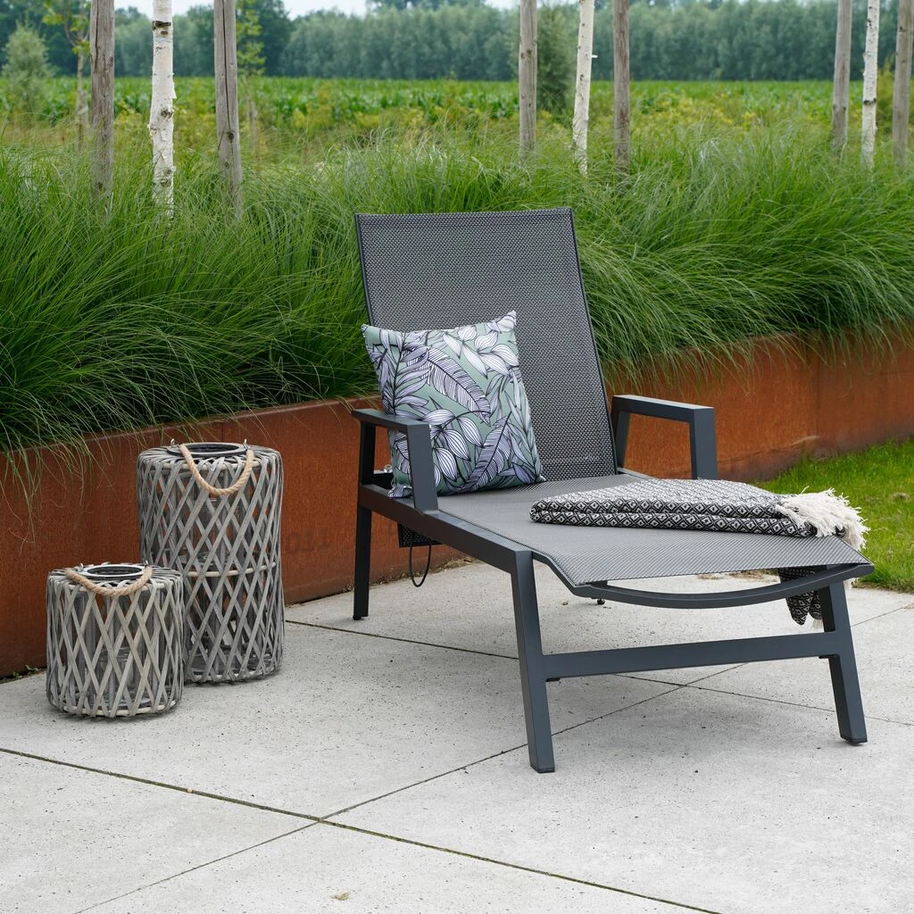 Schwarz-graue Gartenliege Aus Alu Mit Einer Textylenbespannung - Liege Prano 3 Schwarz-graue Gartenliege Aus Alu Mit Einer Textylenbespannung - Liege Prano