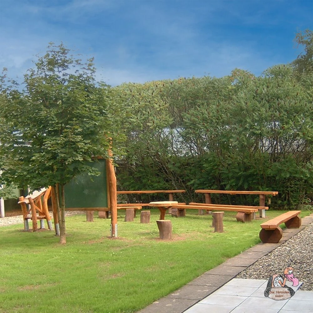 Sitzmöbel, Pult Und Tafel Für Ein Grünes Klassenzimmer - Offenes Klassenzimmer Bömmel 4 Sitzmöbel, Pult Und Tafel Für Ein Grünes Klassenzimmer - Offenes Klassenzimmer Bömmel – Bild 2